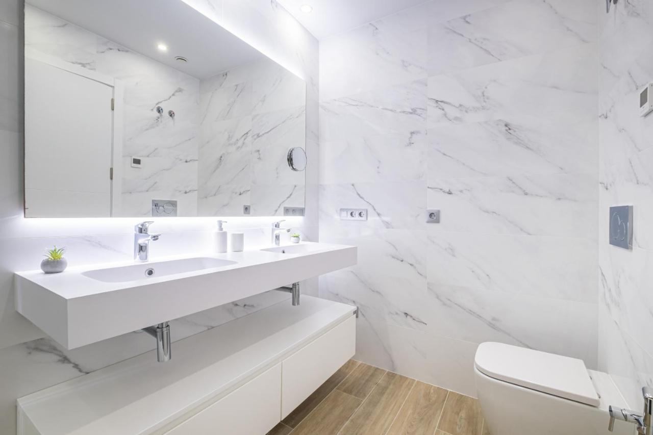 בנידורם Sunset Cliffs Deluxe Apartment 1054 Poniente Beach מראה חיצוני תמונה
